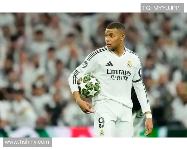 姆巴佩：从天才少年到足球巨星的成长之路与未来展望